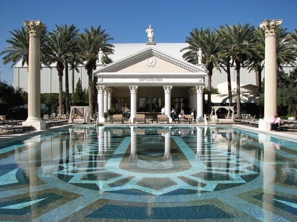 Avoiding resort fees in Las Vegas